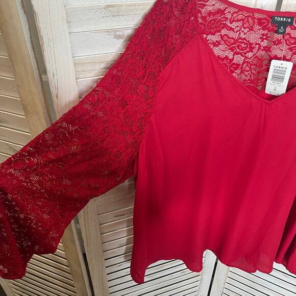 TORRID PLUS 4X 26 Georgette V Neck Lace Sleeve Blouse Top Jester Red NWT Flawed - Picture 7 of 15